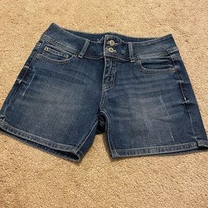 Women’s Victoria’s Secrets Jean shorts